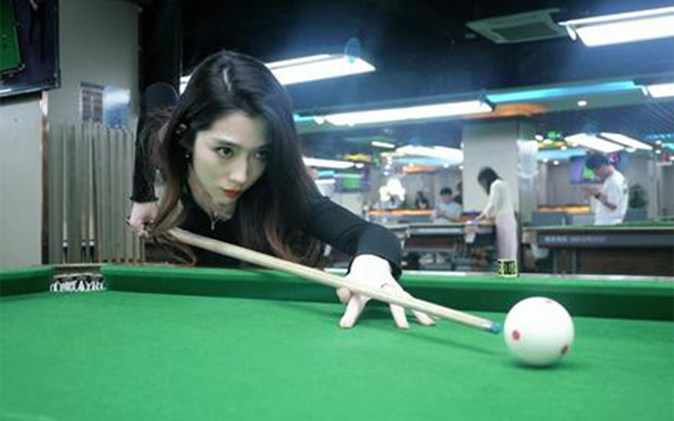 home_billiard_trailerbox_1